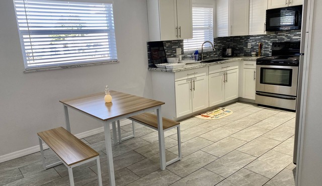 Cozy Holiday 2 Bedroom Single House - Short & Long Staycation