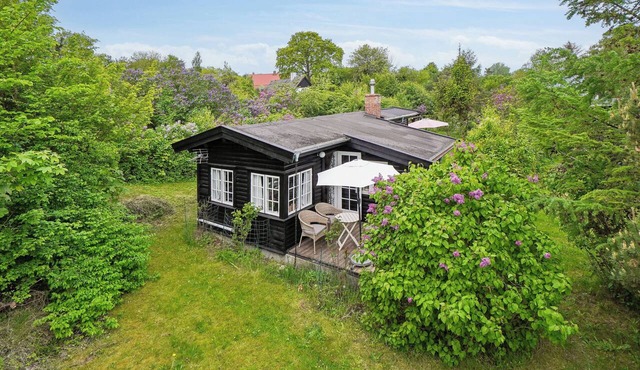 Cozy holiday home close to the sea in Hundested