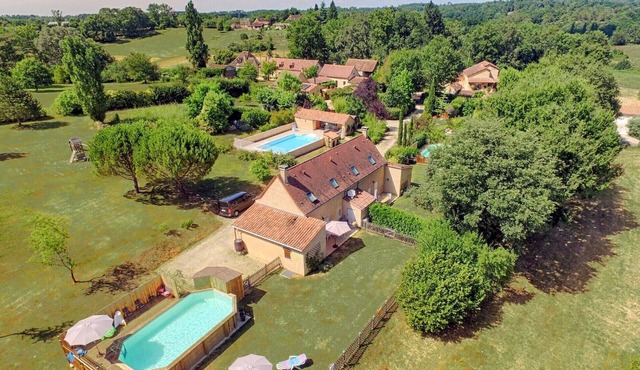 Cozy home in Eyraud-Crempse-Maurens