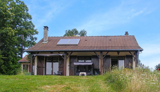Cozy home in St-Hilaires-les-Places
