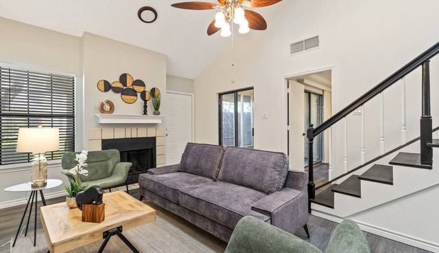 Cozy home 10 min from AT&T stadium