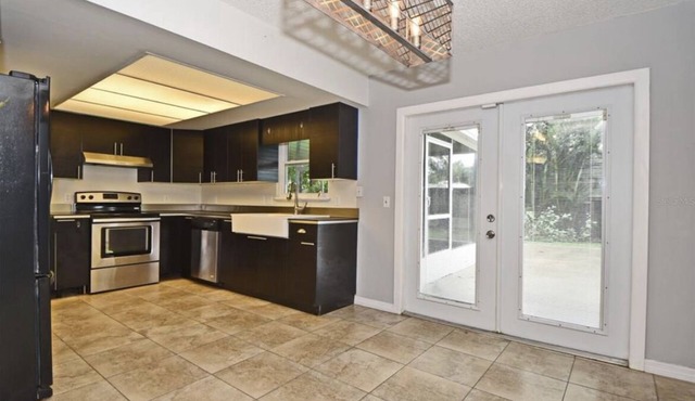 Cozy home away from home on private property
