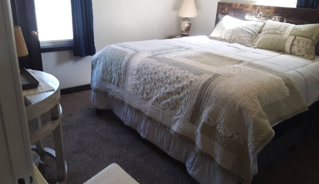 Cozy home, centrally located in the beautiful Flathead Valley under the BIG SKY.