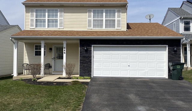 Cozy Home Close to Great Lakes