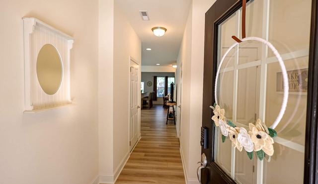 *Cozy Home - Close to Downtown Raleigh*