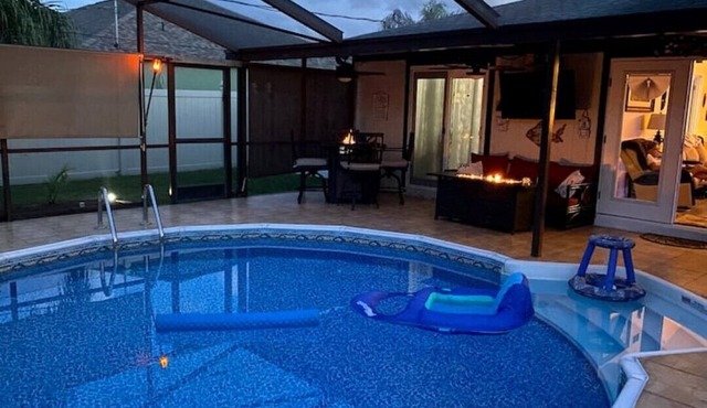 Cozy home complete with pool and outdoor living