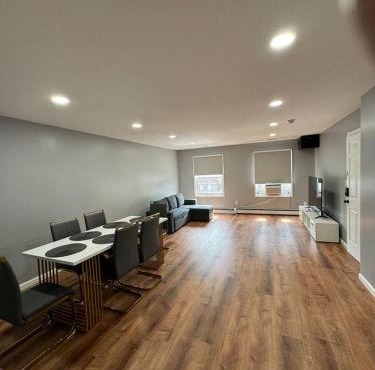 Cozy Home, Easy Access to NYC