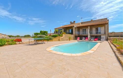 Cozy Home In Aubarne Santanastasie