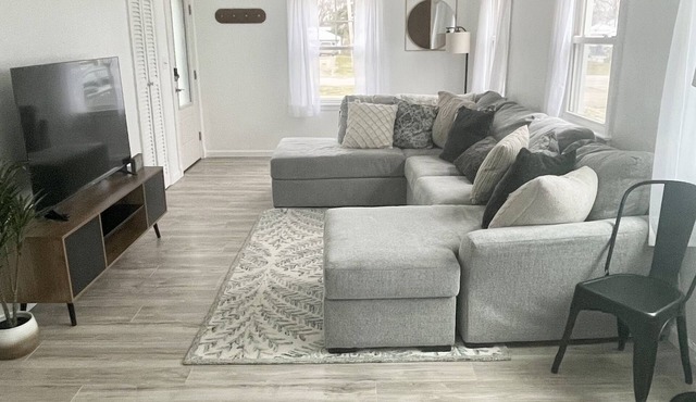 Cozy home - great Perrysburg location