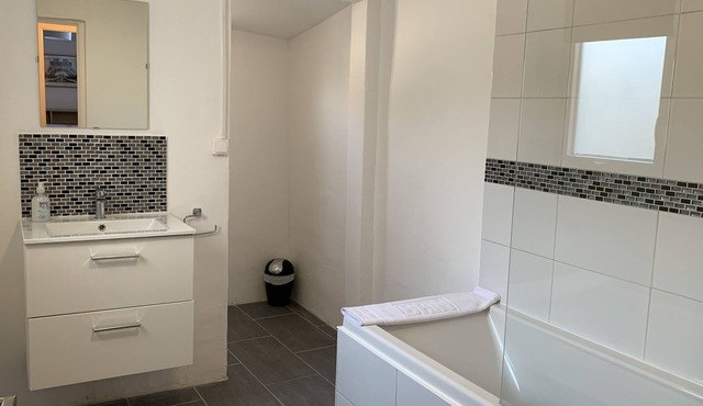 Cozy Home in a quiet setting