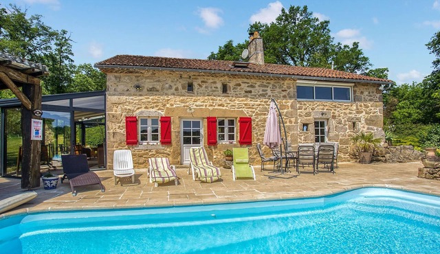 Cozy home in Augignac