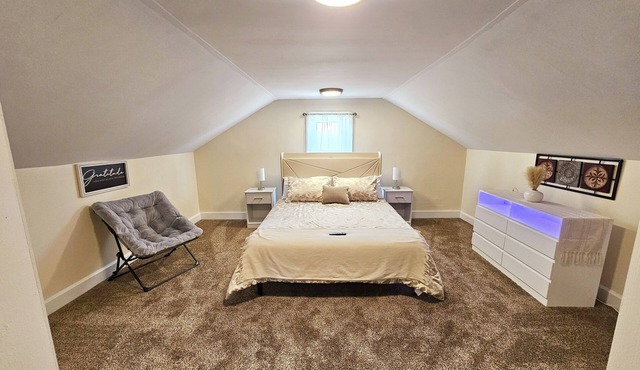 Cozy Home in Beautiful Berea: near Airport, IX Center, Parks, & Campus