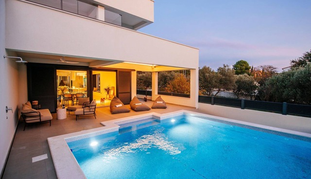 Cozy home in Biograd na Moru with sauna