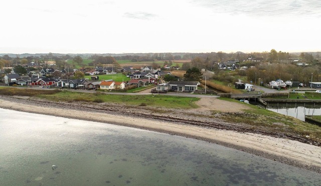 Cozy home in Brenderup Fyn with kitchen