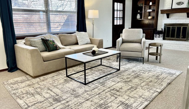 Cozy Home in Central Edmond