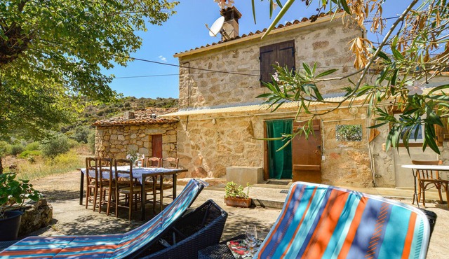 Cozy home in Coti-Chiavari