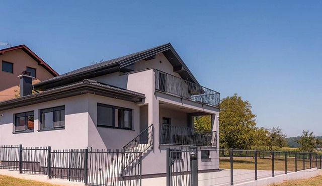 Cozy home in Donji Velemeric with sauna