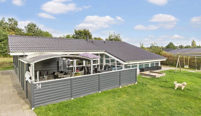 Cozy home in Ebeltoft with sauna