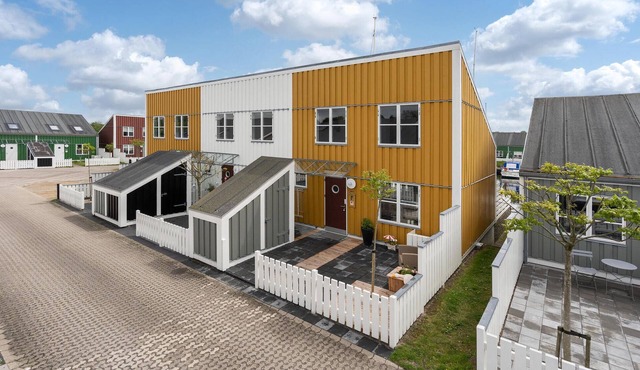 Cozy home in Ebeltoft with sauna