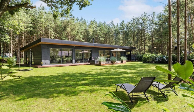 Cozy home in Ebeltoft with sauna