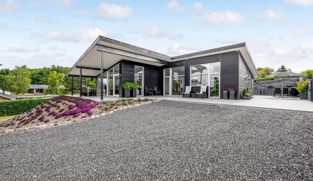 Cozy home in Farsø with WiFi