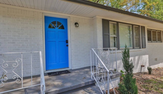 Cozy Home In Forest Park, GA