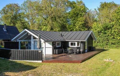 Cozy Home In Frørup With Kitchen