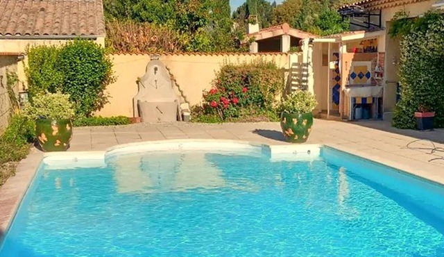 Cozy home in Vaison-la-Romaine with WiFi