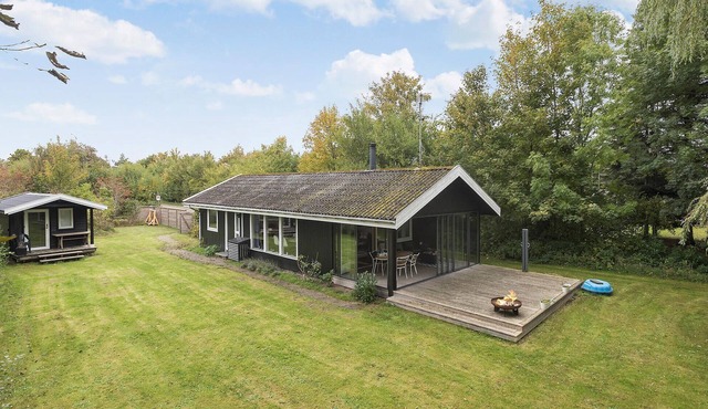 Cozy home in Gilleleje with kitchen