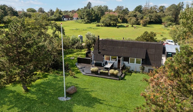 Cozy home in Gørlev with house sea view