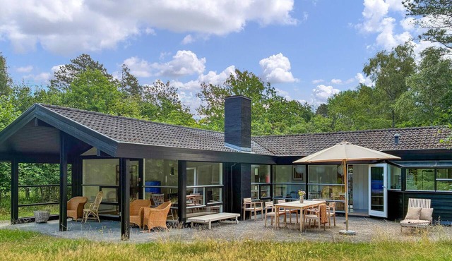 Cozy home in Græsted with sauna