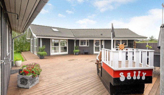 Cozy home in Haderslev with sauna