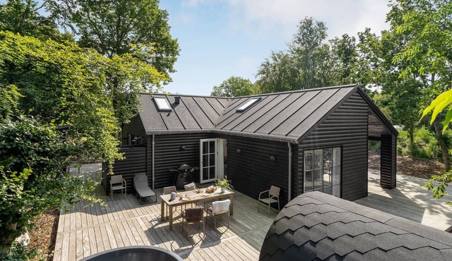 Cozy home in Hadsund with sauna