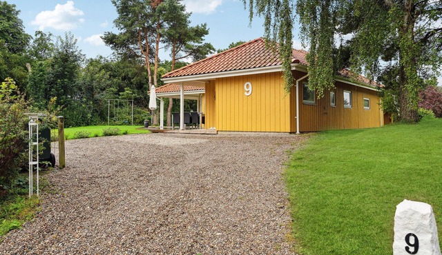 Cozy home in Hejls with sauna