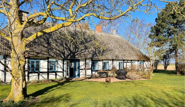 Cozy Home In Horslunde With Wifi