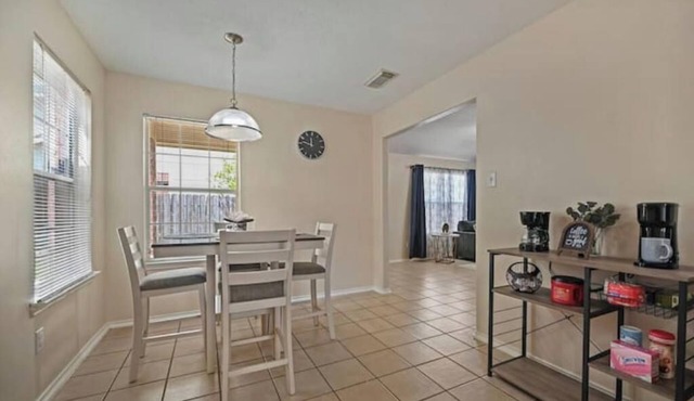 Cozy Home in Humble near IAH