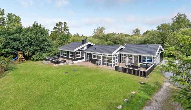 Cozy home in Jerup with kitchen