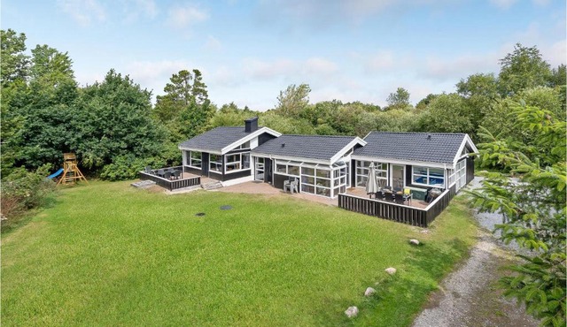 Cozy Home In Jerup With Kitchen