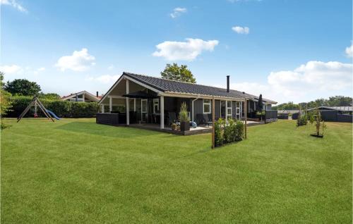 Cozy Home In Juelsminde With Sauna