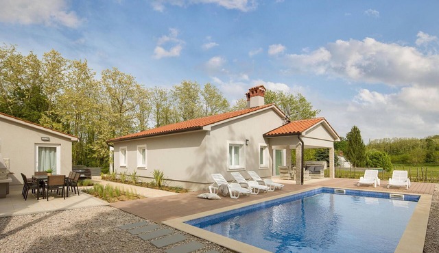 Cozy home in Labin - Rabac