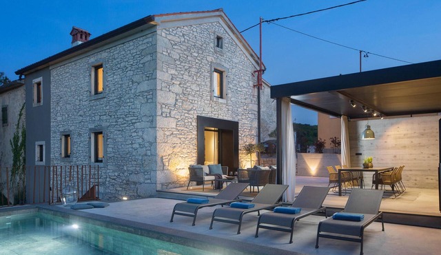 Cozy home in Labin with WiFi