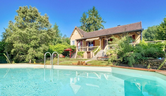 Cozy home in Les Eyzies