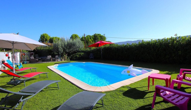 Cozy home in Lussas with WiFi