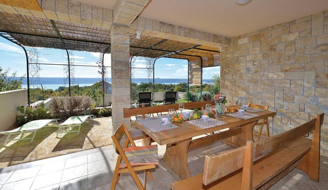 Cozy home in Maslenica with house sea view