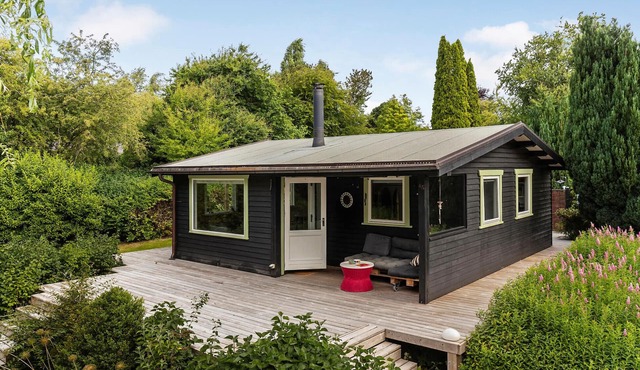 Cozy home in Melby with sauna