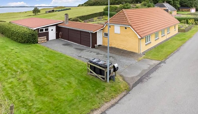 Cozy home in Nykøbing M with WiFi