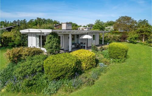 Cozy Home In Ølsted With Kitchen