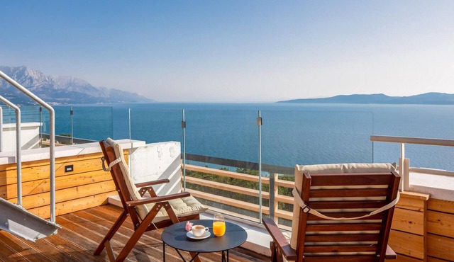 Cozy home in Omis with sauna