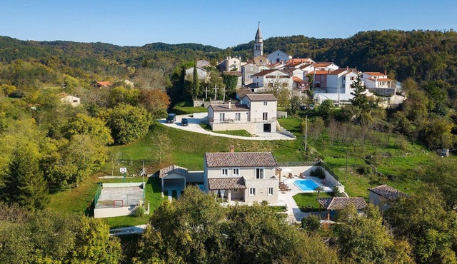 Cozy home in Pazin with WiFi