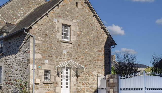 Cozy home in Plancoët with WiFi